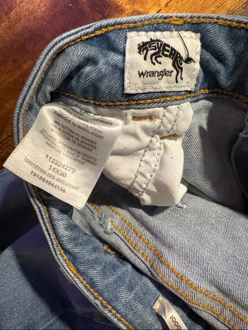 Wrangler Light Blue Women's High Rise Bold Bootcut Jeans 14/30 - Picture 5 of 5